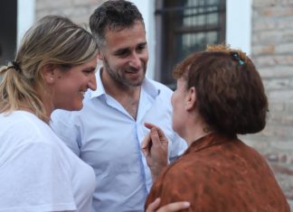 Achával: «Lo único que Ducoté puede hacer en las escuelas es pedir perdón»