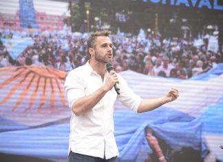 Achával: “Vamos a llevar la fórmula Fernández Fernández casa por casa”