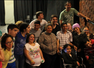 Marcelo De Bellis visitó a los alumnos de Teatro Inclusivo del Lope de Vega