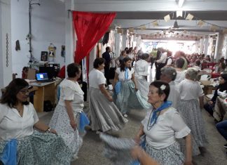 Adultos mayores de Derqui disfrutaron de su peña