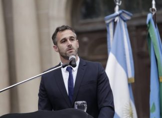 Achával: “La herida del hambre se tiene que terminar” El intendente Achával plantea un Concejo contra el Hambre
