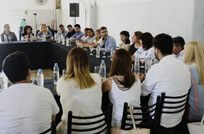 El Intendente Federico Achával presentó el Consejo Municipal Argentina y Pilar contra el hambre