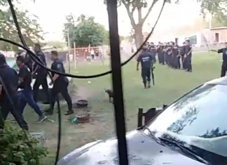 Desalojan a usurpadores de tierras en el barrio Agustoni.
