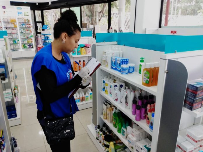 defensa del consumidor realiza control de precios por productos de higiene