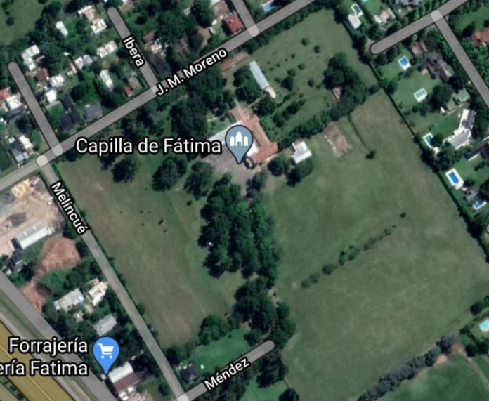 Rompen la cuarentena por jugar al fútbol en la Capilla de Fátima Rompen la cuarentena por jugar al fútbol en la Capilla de Fátima
