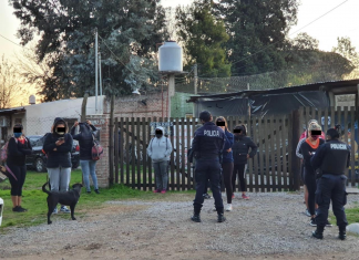 Villa Rosa: diez detenidas por jugar un partido de fútbol
