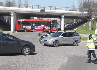 Apuñalan a un chofer de la línea 57 Apuñalan a un chofer de la línea 57
