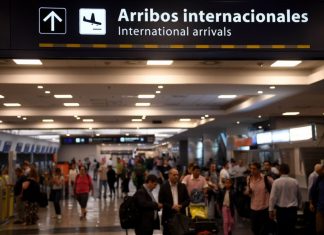 Coronavirus: Argentina suspende los vuelos desde Gran Bretaña por la nueva cepa del virus Coronavirus: Argentina suspende los vuelos desde Gran Bretaña por la nueva cepa del virus