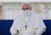 El Papa Francisco se vacunó contra el coronavirus papa barbijo vaticano