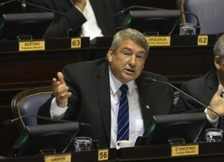 D´Onofrio: “Ser moral para Lombardi es dejar vencer millones de vacunas en su gobierno” Lombardi - DOnofrio