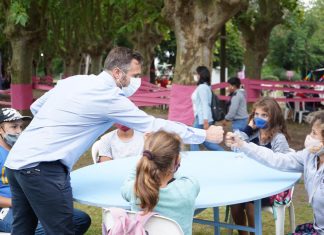 Achával: «Gracias al esfuerzo de todos, los chicos vuelven a las aulas» inicio de clases