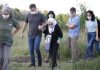 Achával y Nora Cortiñas plantaron árboles por la Memoria en la Reserva