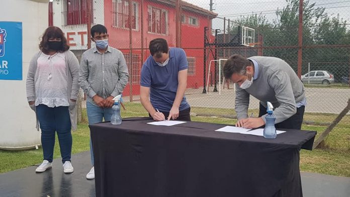 Los cursos se están dictando en cinco localidades del distrito. Potenciar Deporte