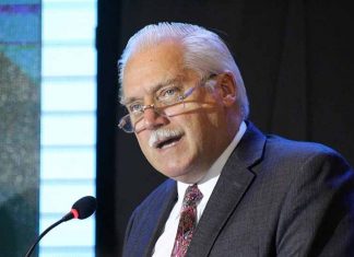 Simmermacher: «Hay un sector de Pilar que no tiene representación en el Concejo» Simmermacher: "Hay un sector de Pilar que no tiene representación en el Concejo"