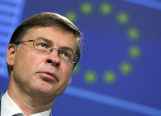 Vacunas contra el COVID-19: La Comisión Europea propuso producir a precio de costo precio de costo