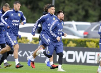 La Selección parte para debutar en la Copa América