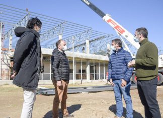 Laurent: «El hospital central es un sueño y festejamos que ya cuenta con su techo» El primer precandidato a concejal por el Frente de Todos, Santiago Laurent, Su techo