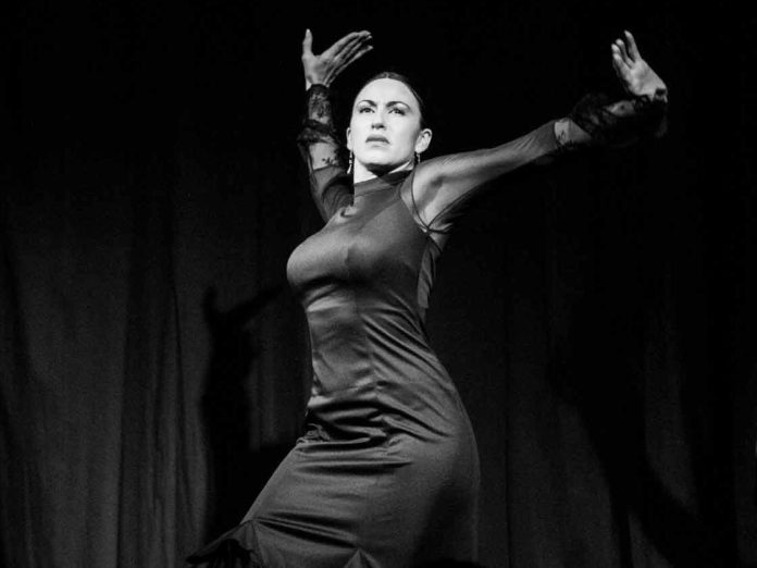 leila pajon 2 Danza Flamenca