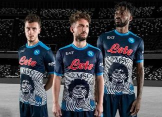 El Napoli incluyó a Maradona en su camiseta a modo de homenaje Napoli Maradona
