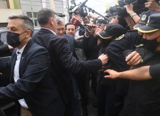 Mauricio Macri agredió a un periodista de C5N macri agredió