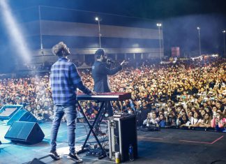 Miles de pilarenses vivieron una noche de carnaval llena de color y alegría