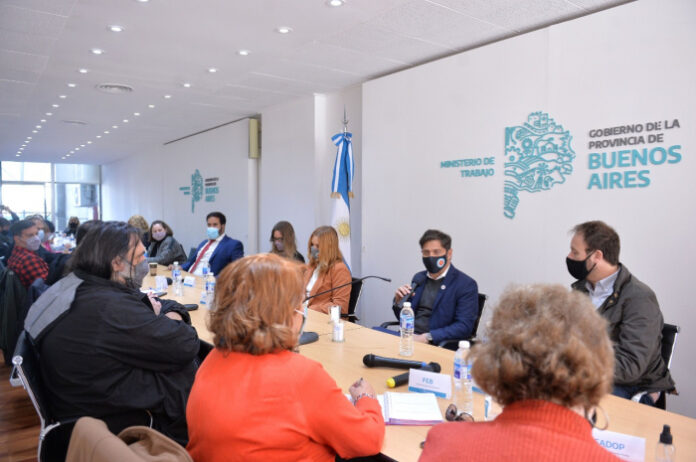 el gobierno se reunirá con docentes para evaluar salarios