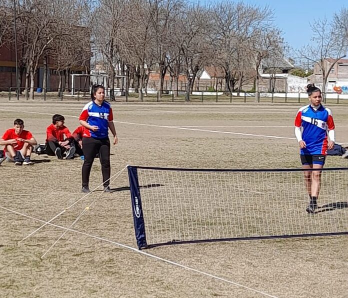 Fútbol-Tenis, Universitarias Fútbol-Tenis