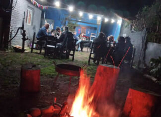 Reabre El Patio «Dios Los Cría» en Pilar Centro dios los cría