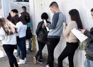 El desempleo bajó a 6,7% en el tercer trimestre de 2022 El desempleo bajó a 6,7