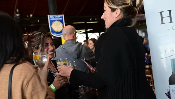 La Feria Nacional de vinos Cheers llega a Pilar La Feria Nacional de vinos Cheers llega a Pilar