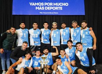 Achával compartió la final del torneo municipal de vóley con los chicos de Pilar Achával compartió la final del torneo municipal de vóley con los chicos de Pilar