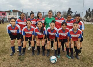 Gauchitos peleó, ganó y sigue líder pero lo acechan de cerca Gauchitos peleó, ganó y sigue líder