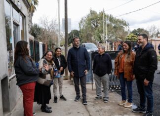 Achával recorrió las obras de asfalto en Manuel Alberti Achával recorrió las obras de asfalto en Manuel Alberti