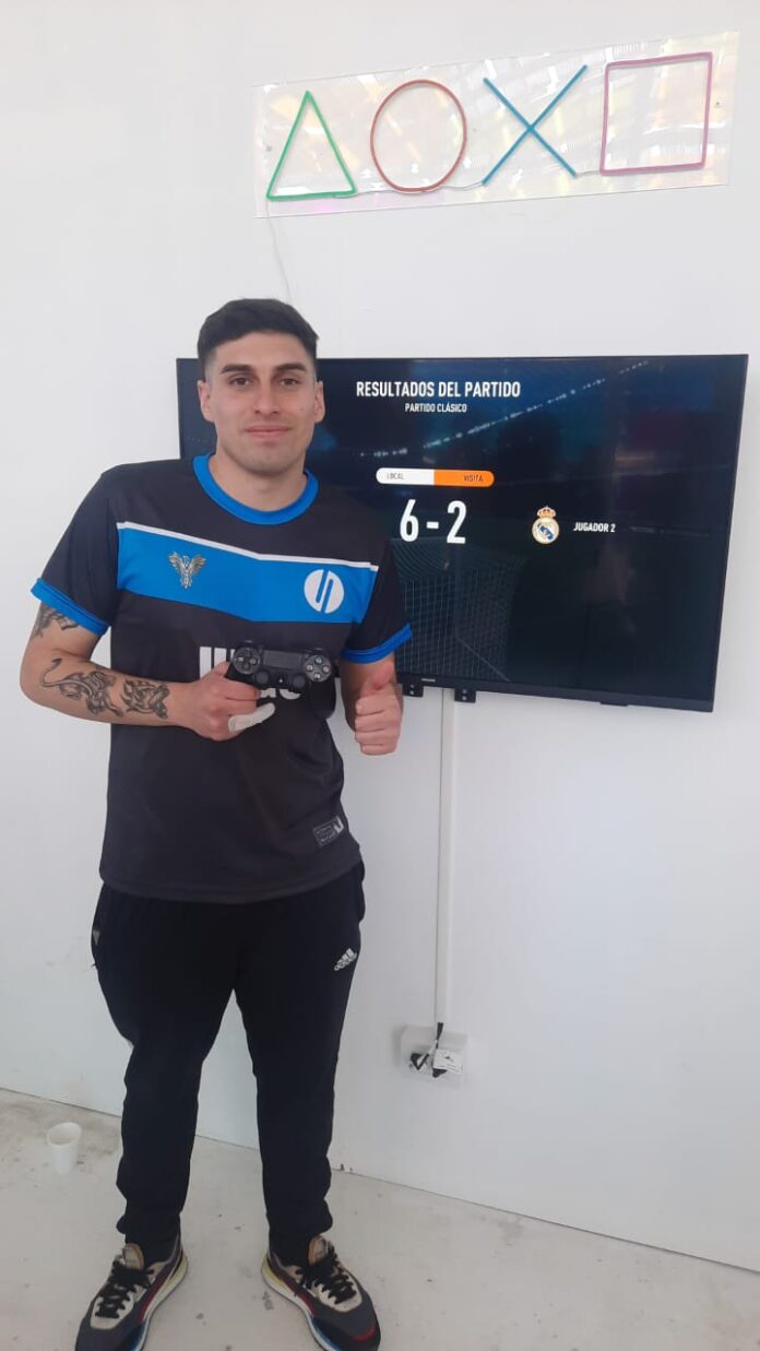 Lucas Alcaraz va en busca de la medalla en Deportes Electrónicos