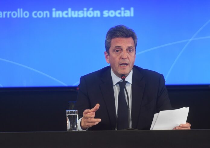massa-economia Anunciarán medidas para monotributistas y autónomos