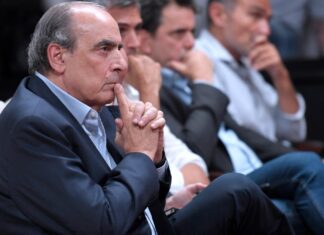 Francos niega «una guerra con el interior» pero los gobernadores irán a la justicia
