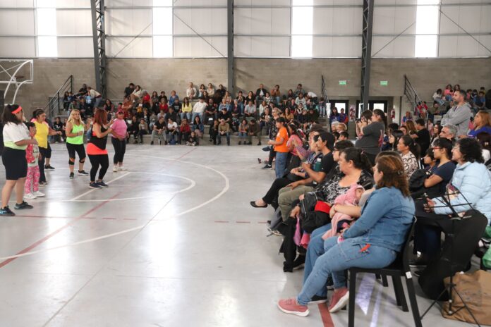 Una tarde para disfrutar todas las artes en el Club Municipal Manuel Alberti (1) Una tarde para disfrutar todas las artes en el Club Municipal Manuel Alberti
