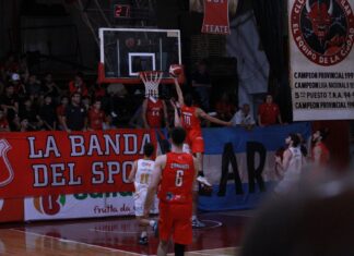 Sportivo batalló pero cayó ante el líder Berazategui Sportivo batalló pero cayó ante el líder Berazategui