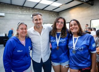 Achával felicitó a la delegación que participó en los juegos bonaerenses Achával felicitó a la delegación que participó en los juegos bonaerenses