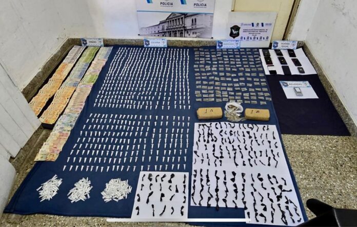 Policía de Pilar da un golpe histórico al narcotráfico en Derqui Policía de Pilar da un golpe histórico al narcotráfico en Derqui