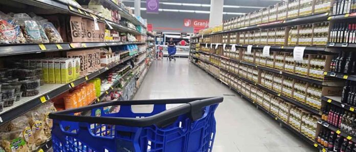 Ventas-supermercados-consumo Ventas en supermercados cayeron un 17,8% interanual en octubre