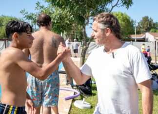 Achával acompañó a las familias que disfrutaron de “Pilar al agua” en los clubes municipales Achával acompañó a las familias que disfrutaron de “Pilar al agua” en los clubes municipales