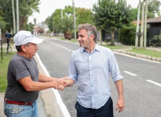 Achával recorrió las nuevas obras de asfaltos de Alberti Achával recorrió las nuevas obras de asfaltos de Alberti