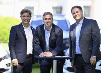 Achával acompañó al gobernador Kicillof en el anuncio del Fondo de Seguridad para Municipios Achával acompañó al gobernador Kicillof en el anuncio del Fondo de Seguridad para Municipios