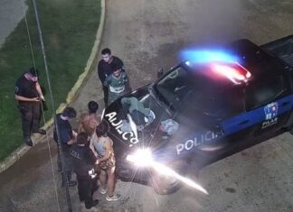 Guardia Urbana frustra robo en un jardín de infantes en Presidente Derqui: tres detenidos Guardia Urbana frustra robo en un jardín de infantes en Presidente Derqui: tres detenidos