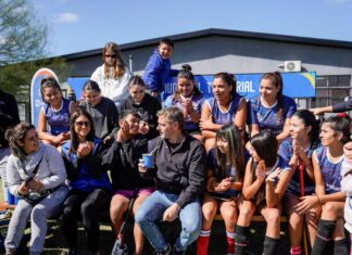 Achával inauguró la nueva cancha del Club Tribarrial Achával inauguró la nueva cancha del Club Tribarrial