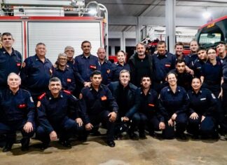 Achával reconoció a los Bomberos Voluntarios por su día Achával reconoció a los Bomberos Voluntarios por su día
