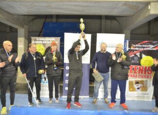 Caparros se quedó con la copa de tenis para ciegos en el “Rusticucci” Caparros se quedó con la copa de tenis para ciegos en el “Rusticucci”