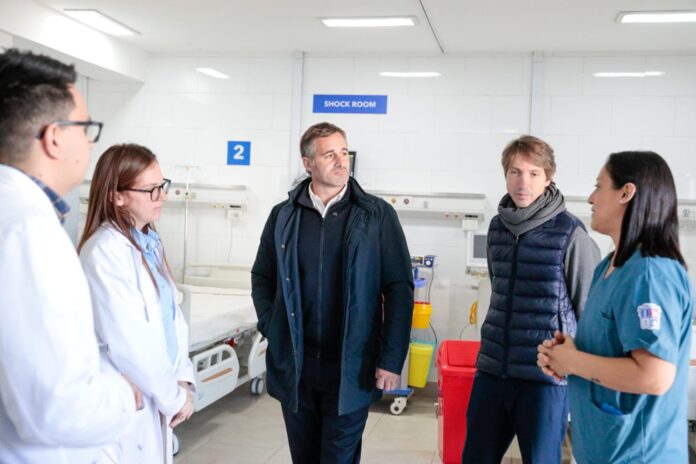 Achával inauguró el nuevo shockroom del Hospital Sanguinetti