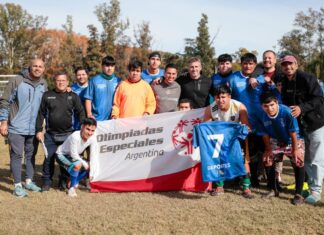 Achával acompañó a los deportistas de la Liga de Fútbol Inclusiva Achával acompañó a los deportistas de la Liga de Fútbol Inclusiva